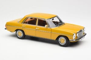 Mercedes 200/8 W115 Sahara Dzeltens Norev 1:18 183771 Metāls — attēls 6 no 8