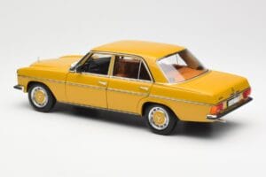 Mercedes 200/8 W115 Sahara Dzeltens Norev 1:18 183771 Metāls — attēls 7 no 8