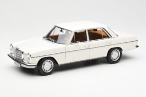 Mercedes 200 W115 Balts Norev 1:18