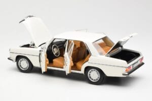 Mercedes 200 W115 Balts Norev 1:18 183770 Metāls — attēls 5 no 8