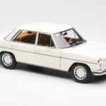 Mercedes 200 W115 Balts Norev 1:18 - image 6 of 8
