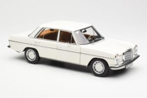 Mercedes 200 W115 Balts Norev 1:18 183770 Metāls — attēls 6 no 8