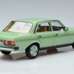 Mercedes 200 W123 Zaļš Norev 1:18 183796 Metāls - image 3 of 7