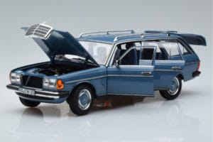 Mercedes 200T S123 Zils Norev 1:18 183737 Metāls — attēls 2 no 7