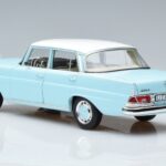 Mercedes 220 S W111 Zils Norev 1:18 183920 Metāls - image 6 of 7