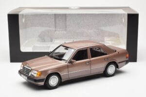 Mercedes 230E W124 Rosewood Metallic Dīlera Izdevums Norev 1:18 B66040697 Metāls — attēls 8 no 8