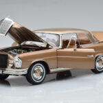 Mercedes 250 SE Coupe W111 Zelta Metaliks Norev 1:18 - image 2 of 7