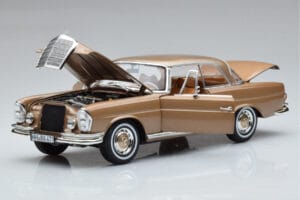 Mercedes 250 SE Coupe W111 Zelta Metaliks Norev 1:18 183759 Metāls — attēls 2 no 7