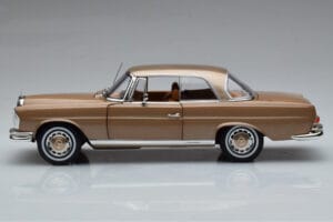 Mercedes 250 SE Coupe W111 Zelta Metaliks Norev 1:18 183759 Metāls — attēls 4 no 7