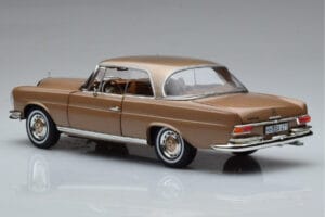 Mercedes 250 SE Coupe W111 Zelta Metaliks Norev 1:18 183759 Metāls — attēls 6 no 7