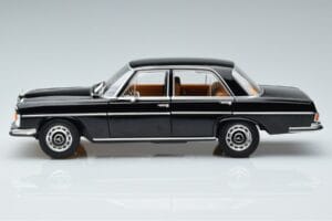 Mercedes 280 SE W108 Melns Norev 1:18 183762 Metāls — attēls 4 no 7