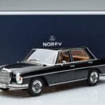 Mercedes 280 SE W108 Melns Norev 1:18 183762 Metāls - image 7 of 7