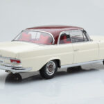 Mercedes 280 SE W108 Balts AUTOart 1:18 - image 4 of 8
