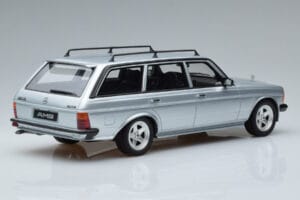 Mercedes 280 TE AMG S123 Sudrabs Otto 1:18 OT246 Sveķi — attēls 2 no 6