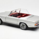 Mercedes 280 SL W113 Pagoda Sudrabs Schuco 1:18 - image 7 of 8