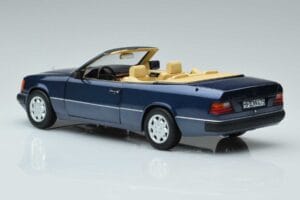 Mercedes 300 CE-24 A124 Kabriolets Nautical Zils Ierobežots Izdevums Norev 1:18 183879 Metāls — attēls 6 no 7