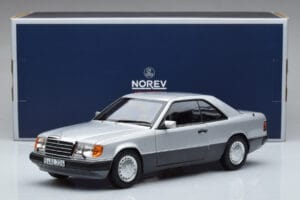 Mercedes 300 CE-24 C124 Coupe Sudrabs Norev 1:18 183880 Metāls — attēls 7 no 7
