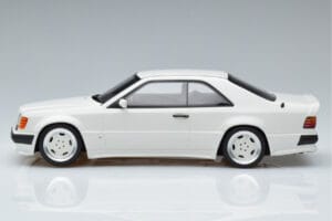 Mercedes 300 CE C124 AMG The Hammer Arctic Balts Otto 1:18 B66040639 Sveķi — attēls 3 no 6
