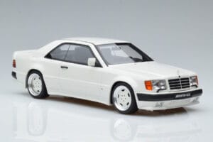 Mercedes 300 CE C124 AMG The Hammer Arctic Balts Otto 1:18 B66040639 Sveķi — attēls 4 no 6