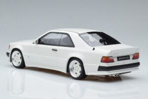 Mercedes 300 CE C124 AMG The Hammer Arctic Balts Otto 1:18 B66040639 Sveķi — attēls 5 no 6
