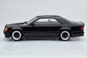 Mercedes 300 CE C124 AMG The Hammer Melns Otto 1:18 OT209 Sveķi — attēls 3 no 6