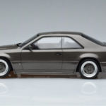 Mercedes 300 CE C124 AMG The Hammer Pelēks Otto 1:18 - image 3 of 6