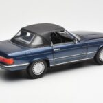 Mercedes 300 SL R107 Jūrnieciskais Zils Norev 1:18 - image 3 of 8