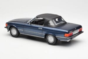 Mercedes 300 SL R107 Jūrnieciskais Zils Norev 1:18 183466 Metāls — attēls 7 no 8