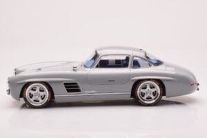 Mercedes 300 SL W198 Gullwing By S-Klub Pelēks GT Spirit 1:18 GT418 Sveķi — attēls 3 no 6