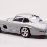 Mercedes 300 SL W198 Gullwing By S-Klub Pelēks GT Spirit 1:18 - image 5 of 6
