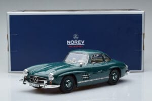 Mercedes 300 SL W198 Gullwing Zaļš Norev 1:18 183851 Metāls — attēls 7 no 7