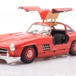 Mercedes 300 SL W198 Gullwing Sarkans Minichamps 1:18 - image 2 of 8