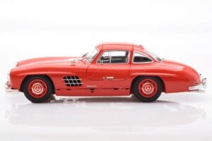 Mercedes 300 SL W198 Gullwing Sarkans Minichamps 1:18 110037211 Metāls — attēls 4 no 8
