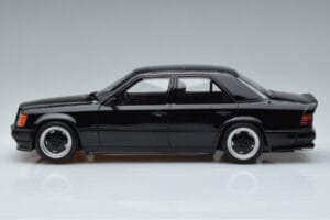 Mercedes 300E W124 5.6 AMG The Hammer Otto 1:18 OT638 Sveķi — attēls 3 no 6