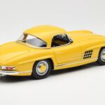 Mercedes 300 SL W198 Roadster Dzeltens Norev 1:18 - image 3 of 8