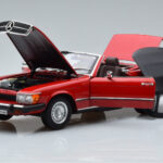 Mercedes 450 SL R107 US Versija Sarkans Norev 1:18 - image 2 of 8