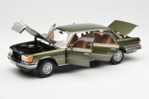 Mercedes 450SEL 6.9 W116 Zaļš Metaliks Norev 1:18 183455 Metāls — attēls 2 no 8
