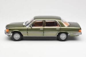 Mercedes 450SEL 6.9 W116 Zaļš Metaliks Norev 1:18 183455 Metāls — attēls 4 no 8
