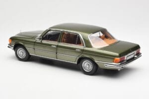 Mercedes 450SEL 6.9 W116 Zaļš Metaliks Norev 1:18 183455 Metāls — attēls 7 no 8