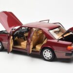 Mercedes 500E W124 Sarkans Metallic Dīlera Izdevums Norev 1:18 - image 5 of 8