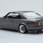 Mercedes 560 SEC C126 AMG Wide Body Pelēks Otto 1:18 - image 5 of 6