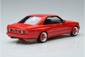 Mercedes 560 SEC W126 Widebody Sarkans Otto 1:18 OT995 Sveķi — attēls 2 no 6