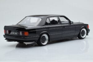Mercedes 560 SEL AMG W126 Obsidian Melns Otto 1:18 OT297 Sveķi — attēls 2 no 6