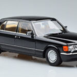 Mercedes 560 SEL W126 Melns Norev 1:18 - image 5 of 7