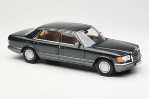 Mercedes 560 SEL W126 Night Zaļš Metālisks Dealer Edition Norev 1:18 B66040626 Metāls — attēls 6 no 8