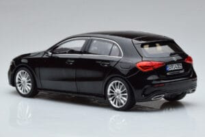 Mercedes A-Class W177 AMG Line Norev 1:18 183861 Metāls — attēls 6 no 7