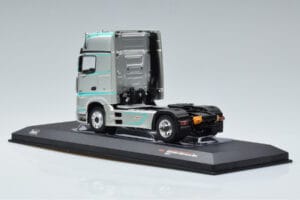 Mercedes Actros MP4 Racing Edition IXO 1:43 TR091 Metāls — attēls 5 no 6