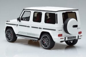 Mercedes AMG G63 Edition 55 W463 Balts GT Spirit 1:18 GT890 Sveķi — attēls 5 no 6
