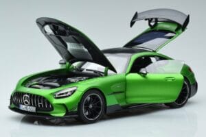 Mercedes AMG GT C190 Black Series Zaļš Hell Magno Ierobežots Izdevums Norev 1:18 183903 Metāls — attēls 2 no 7