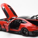 Mercedes AMG GT Black Series Sarkans Asia Exclusive Norev 1:18 - image 5 of 8